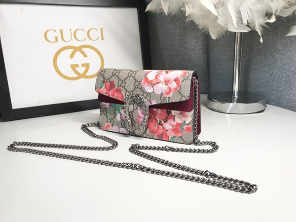 激安グッチバッグコピー内部構造